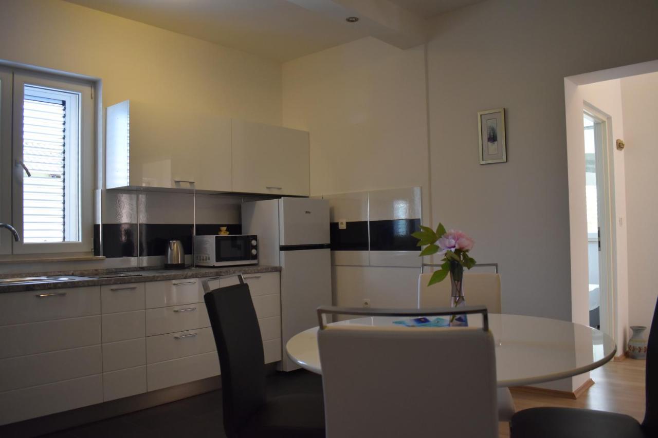 זאדאר Apartman Dodo מראה חיצוני תמונה