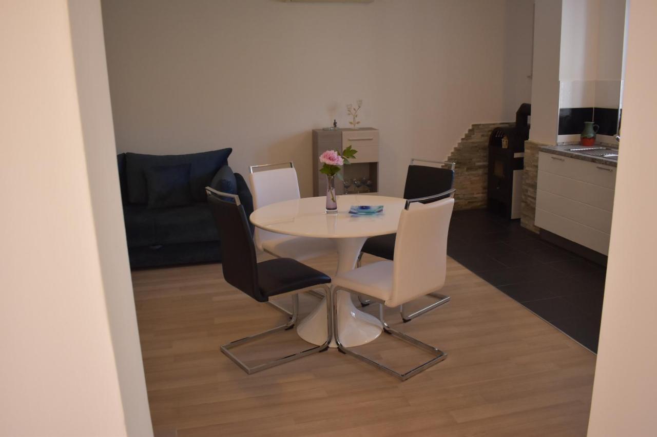 זאדאר Apartman Dodo מראה חיצוני תמונה