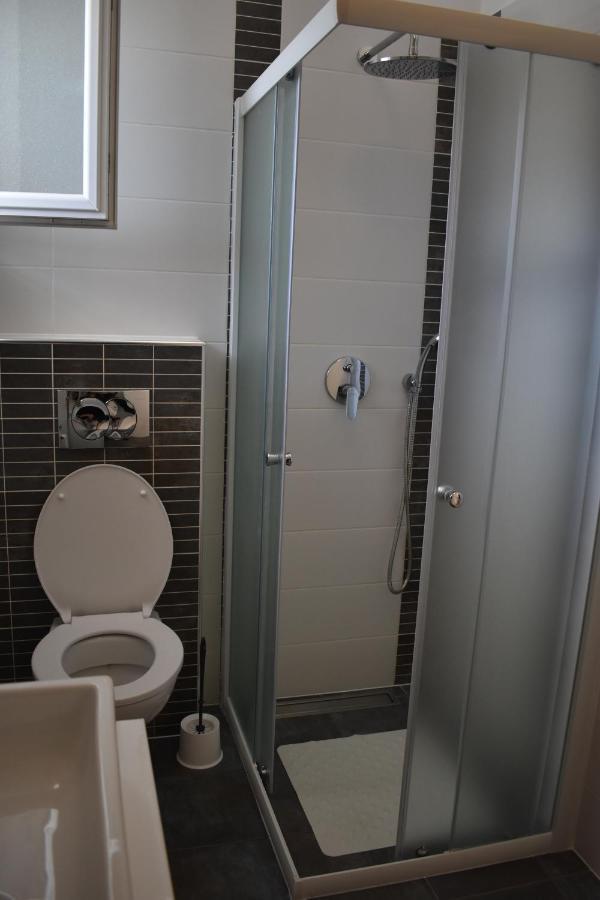 זאדאר Apartman Dodo מראה חיצוני תמונה