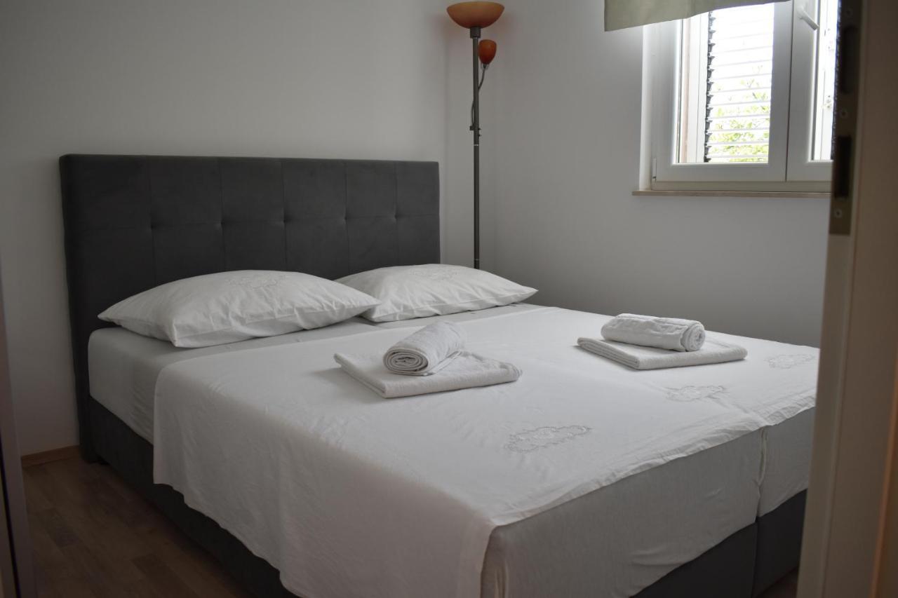 זאדאר Apartman Dodo מראה חיצוני תמונה